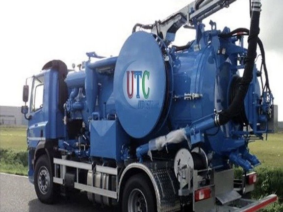 UTC sewer suction cum jetting truck